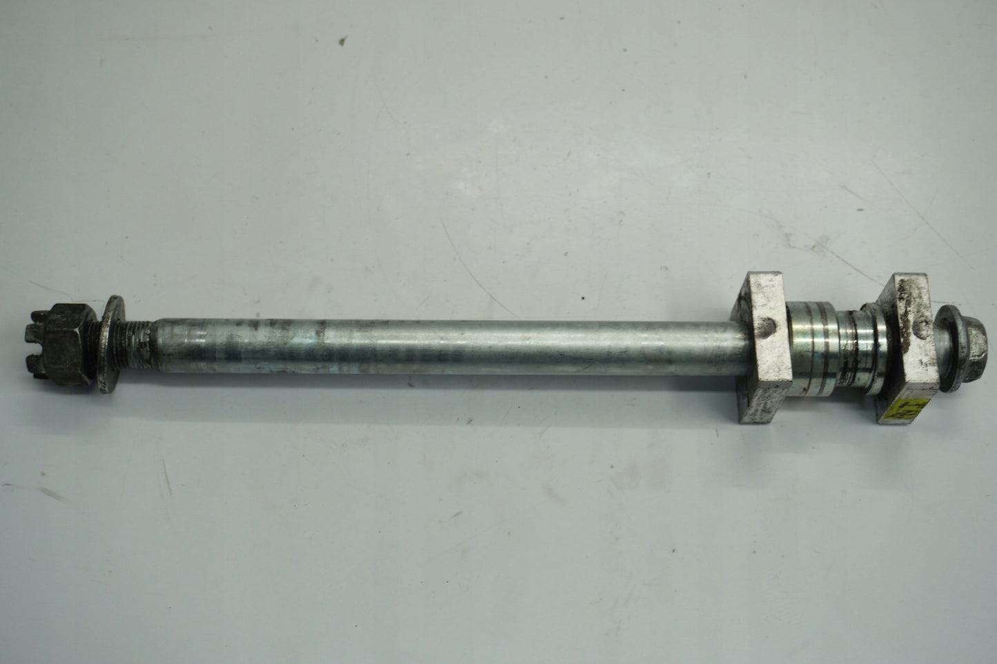 KAWASAKI 650 ER-6N 12-17 Hinterachse Achse hinten Radachse rear axle 7