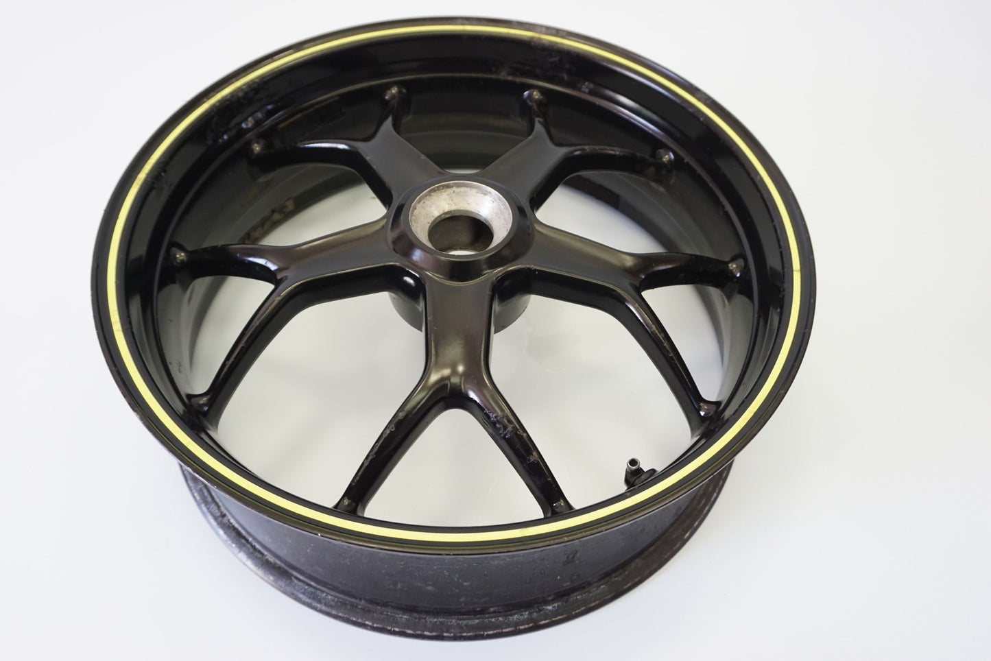 TRIUMPH TIGER SPORT 1050 16- Felge hinten Wheel Hinterrad 10