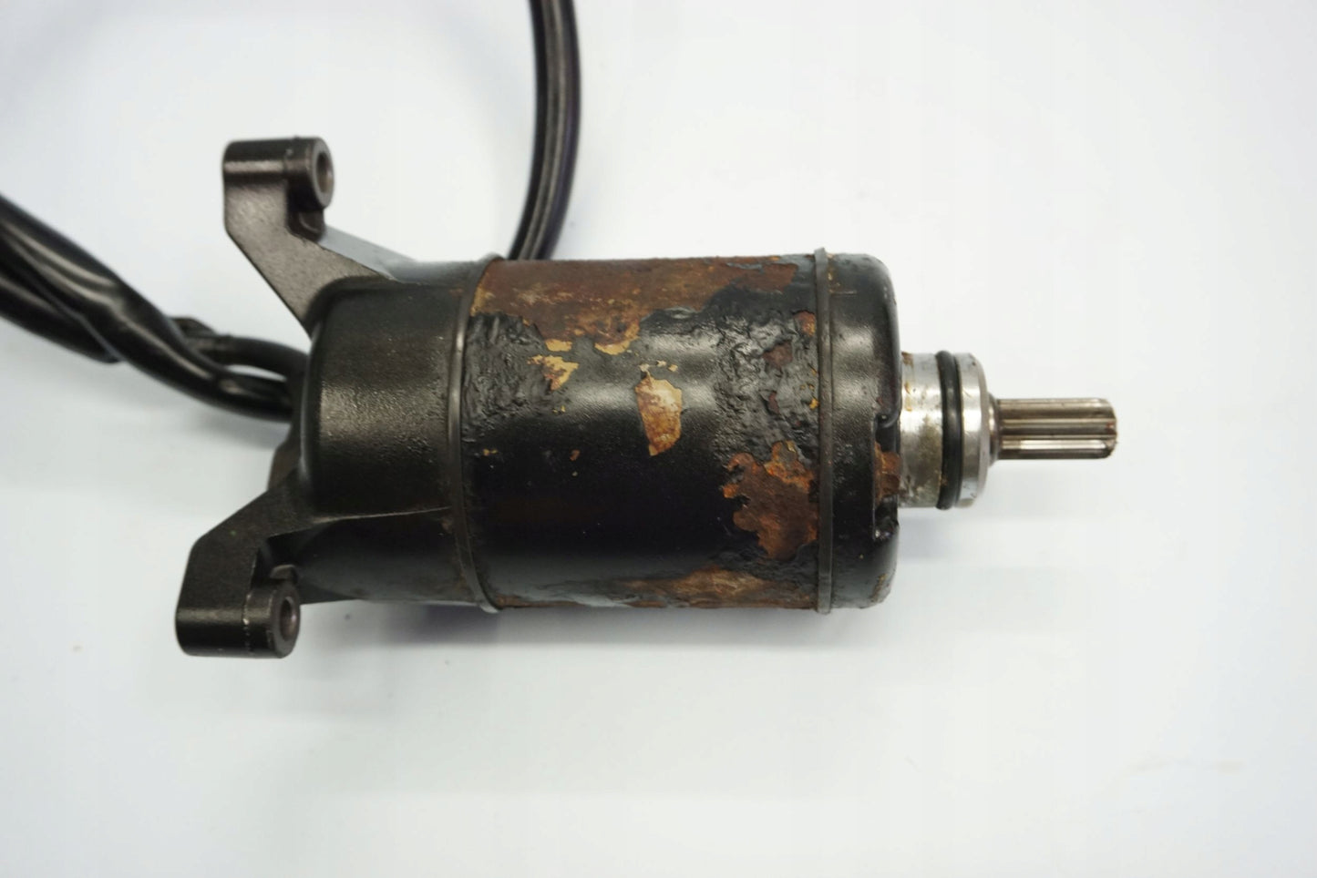 YAMAHA XV 950 BOLT 14-20 Anlasser Starter Motor 8