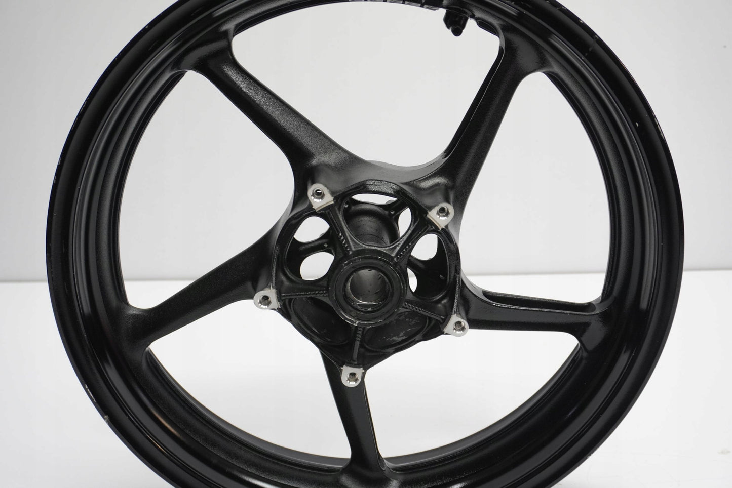 YAMAHA MT-10 16-21 Felge vorne Wheel Vorderrad 11