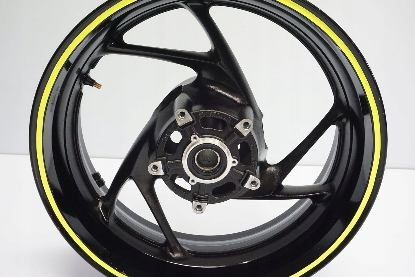 SUZUKI GSX-S 1000 15-20 Felge hinten Wheel Hinterrad 10