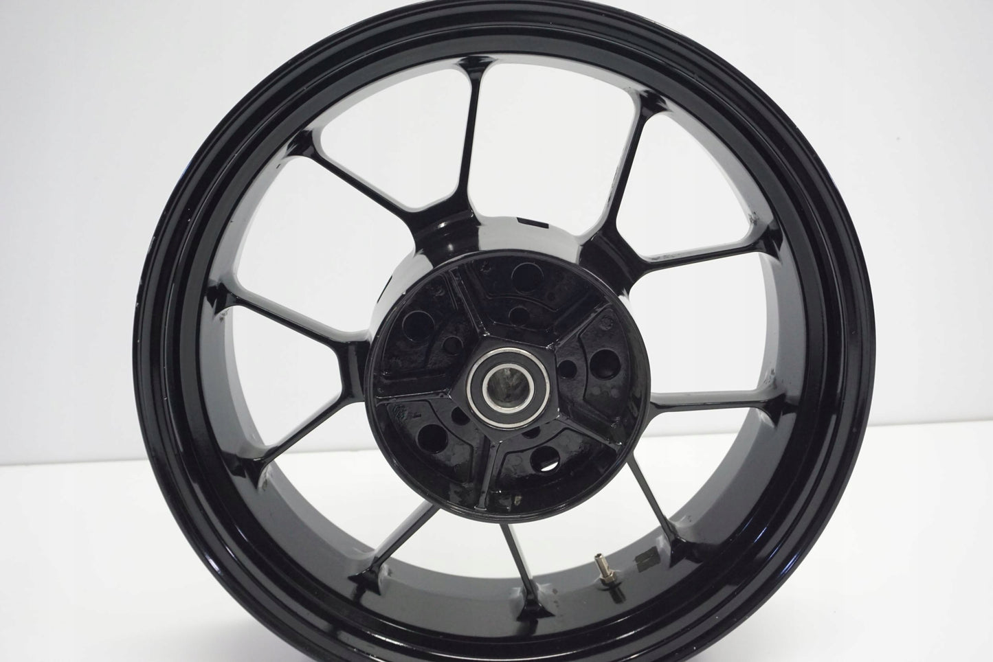 APRILIA SL 750 SHIVER 07-16 Felge hinten Wheel Hinterrad 10