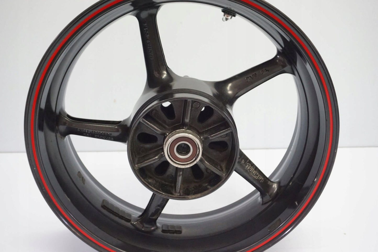 TRIUMPH DAYTONA 675 06-12 Felge hinten Wheel Hinterrad 10