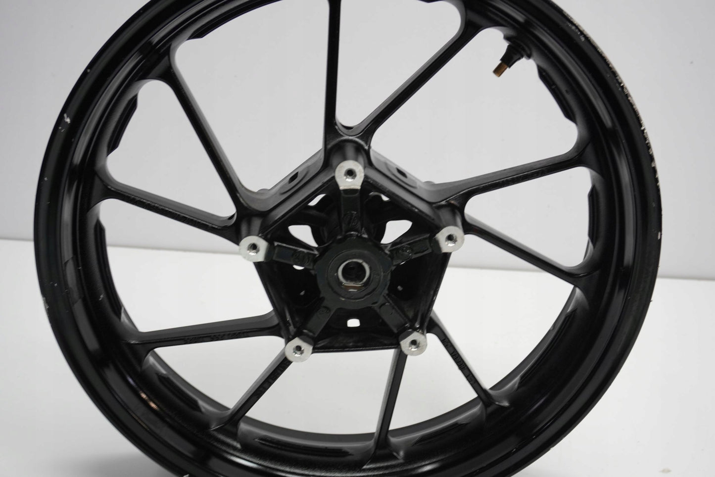 YAMAHA MT-09 13-16 Felge vorne Wheel Vorderrad 11