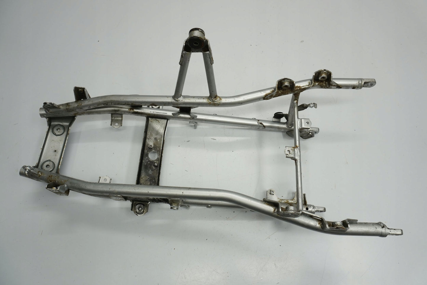 SUZUKI DL 1000 V-STROM 14-16 Heckrahmen Rahmen hinten rear frame 8