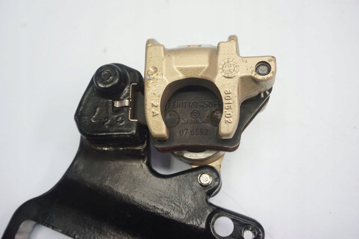 BMW G 310 R 16- Bremse Bremssattel Bremszange hinten 7