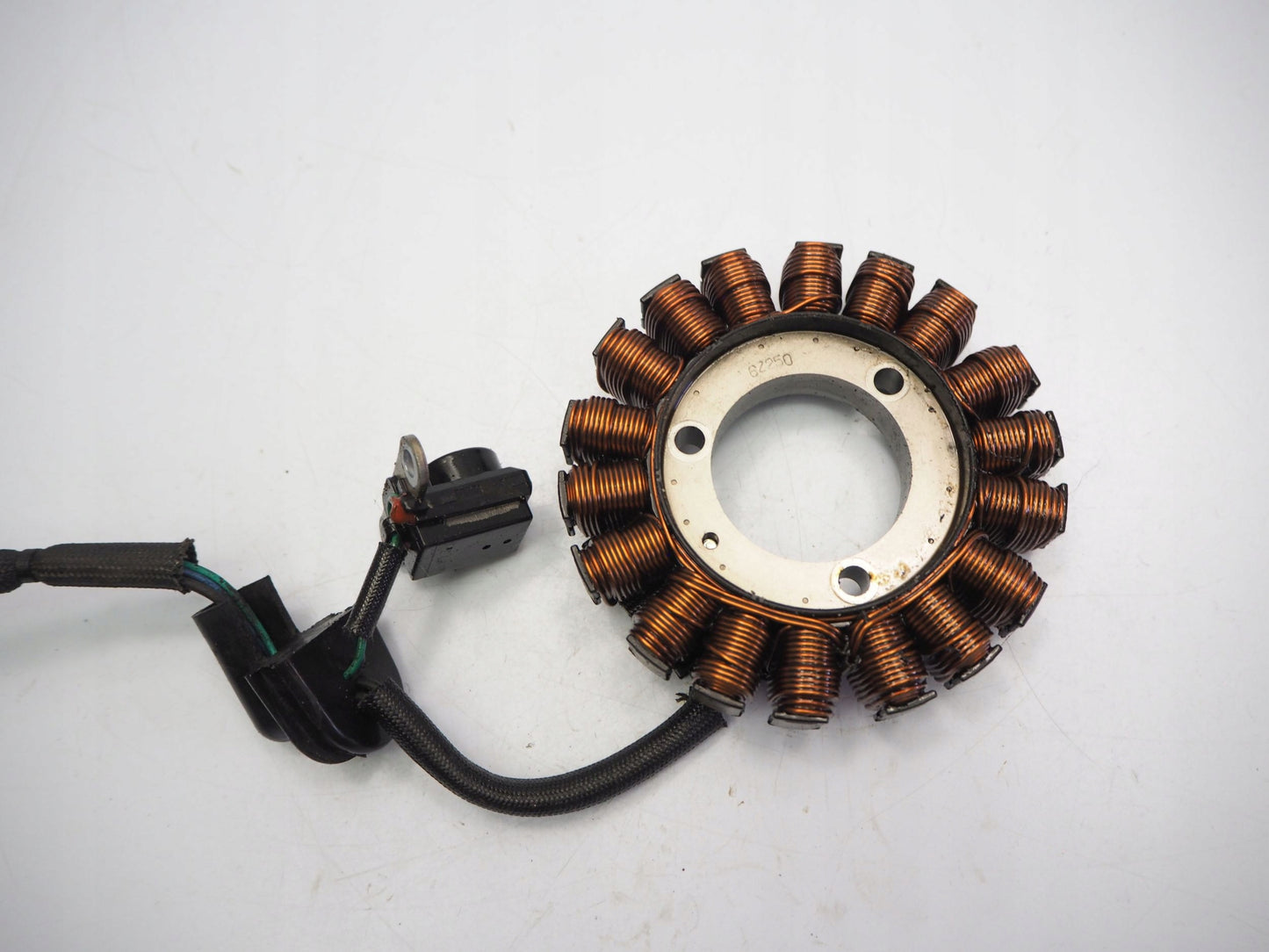 SUZUKI GSF 650 BANDIT 05-06 Lichtmaschine Stator Generator Lima Alternator 7
