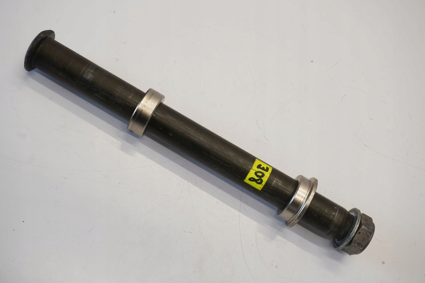 YAMAHA YZF-R6 RJ11 06-07 Hinterachse Achse hinten Radachse rear axle 7