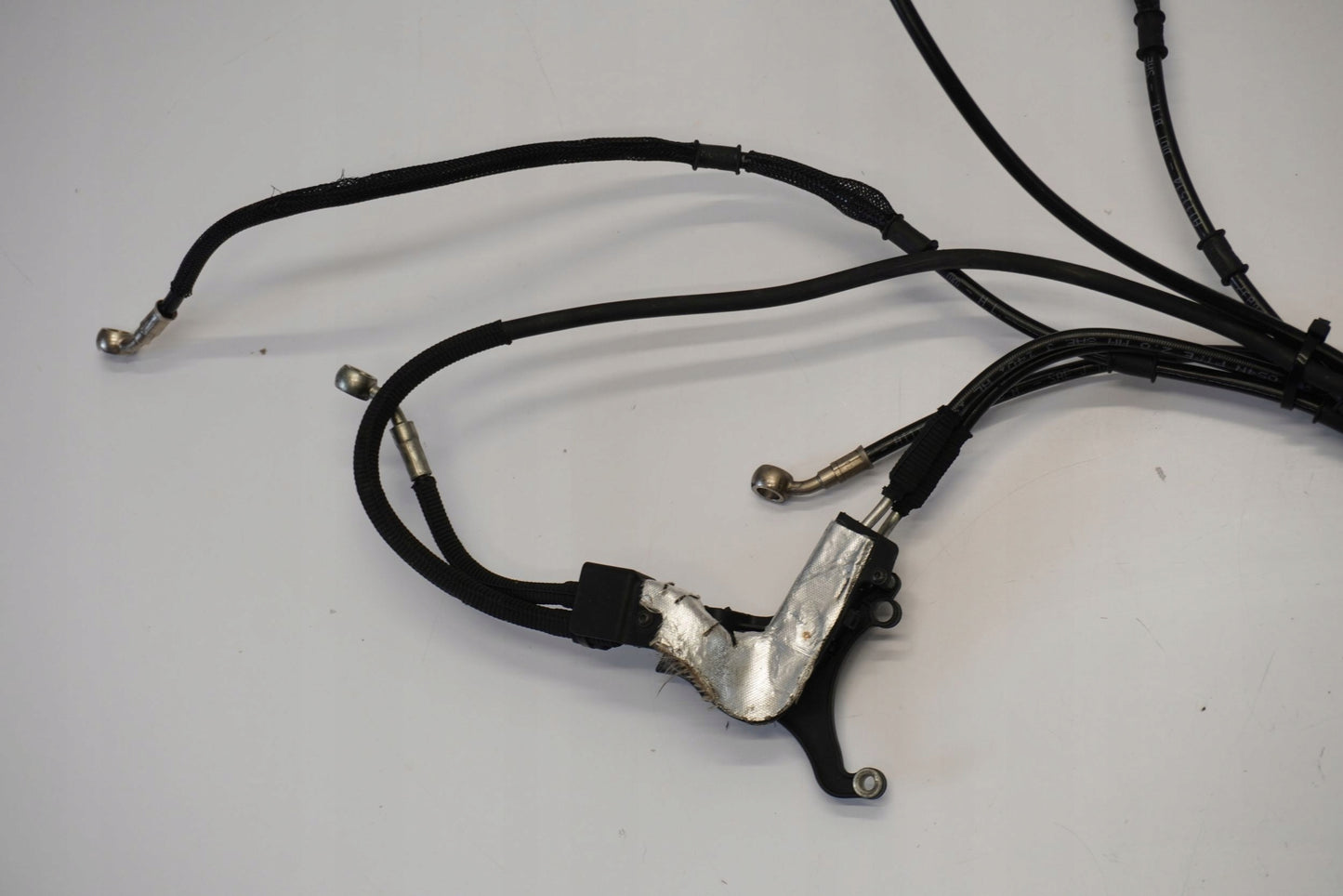 DUCATI MONSTER 821 18-20 ABS Pumpe Druckmodulator 11