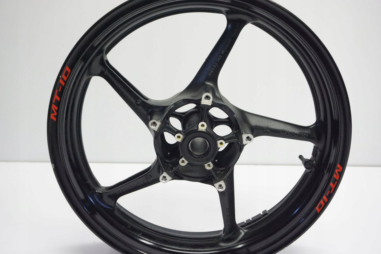 YAMAHA MT-10 16-21 Felge vorne Wheel Vorderrad 10