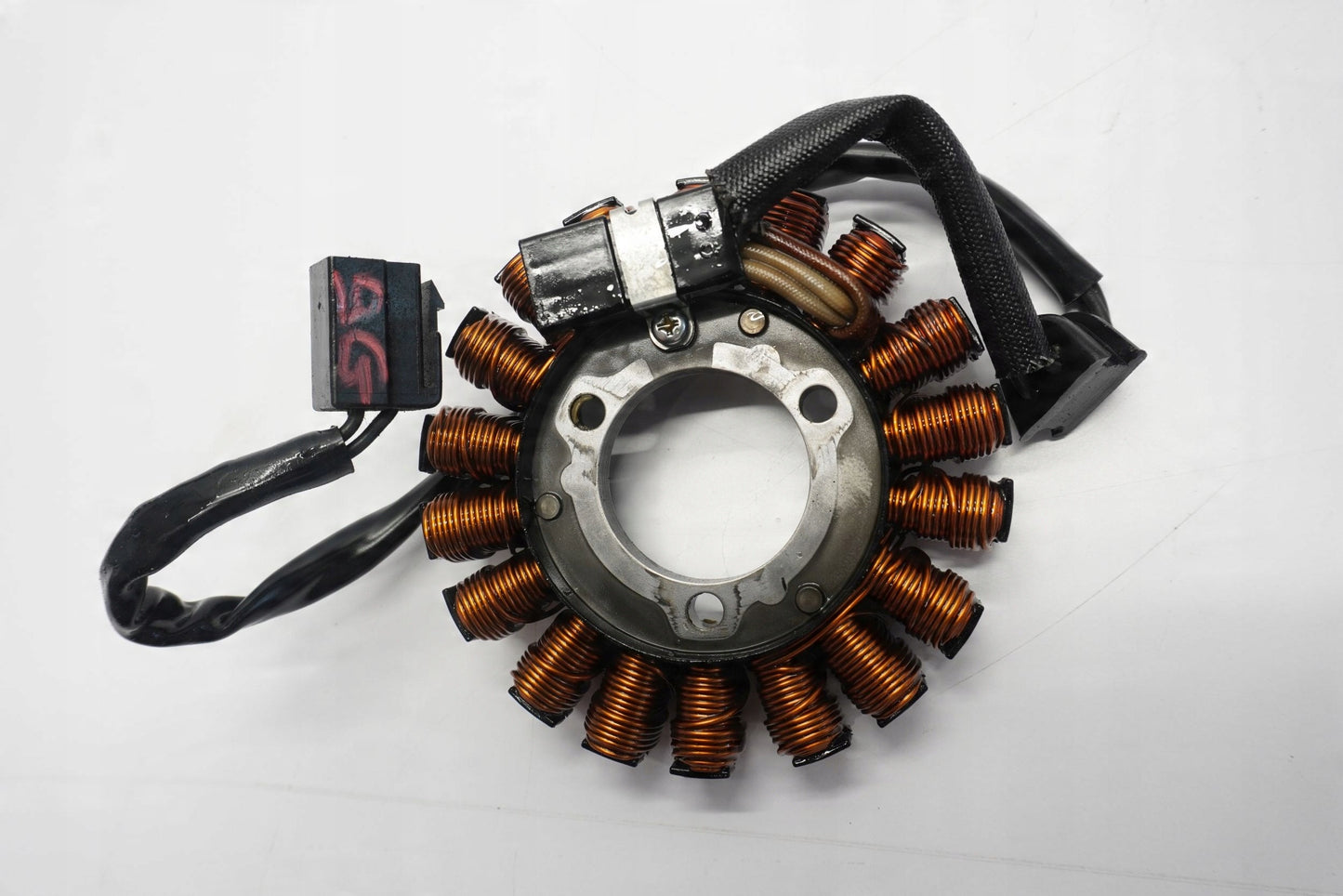SUZUKI GSX-R 600 750 L1-L6 Lichtmaschine Stator Generator Lima Alternator 6