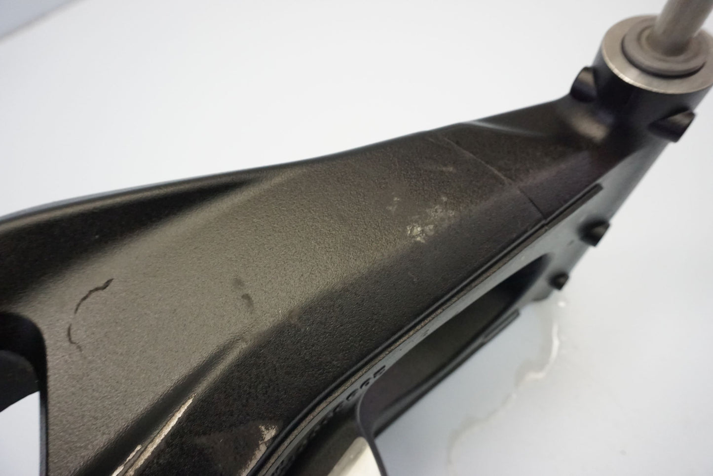 TRIUMPH STREET TRIPLE 660 S 17- Schwinge Hinterradschwinge swing arm 11