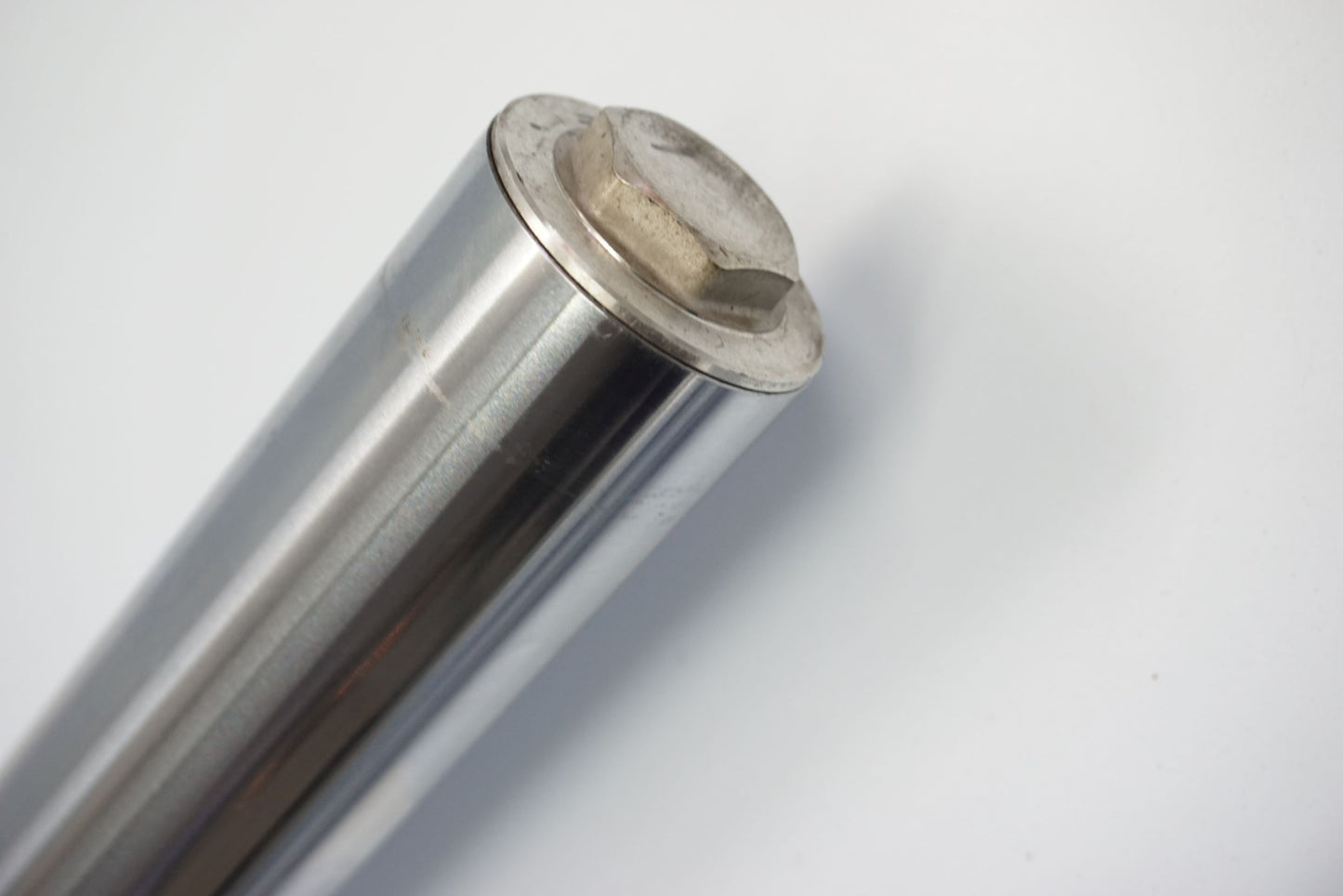 YAMAHA FZ6 FAZER 600 04-09 Gabel Gabelholme Fork 16