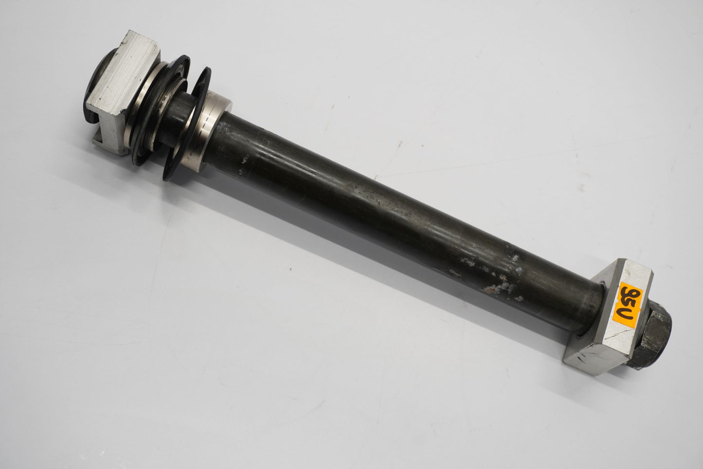 YAMAHA YZF-R6 RJ05 RJ09 03-05 Hinterachse Achse hinten Radachse rear axle 7