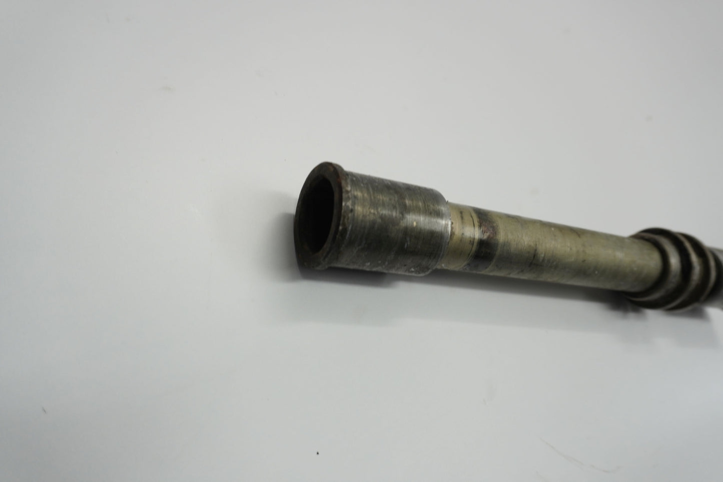 KAWASAKI GTR 1400 10-14 Vorderachse Achse vorne Radachse front axle 6