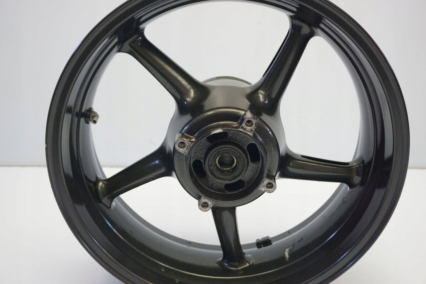 TRIUMPH STREET TRIPLE 675 07-12 Felge hinten Wheel Hinterrad 10