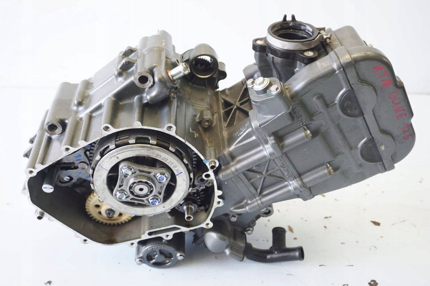 KTM 125 DUKE 17- Motor Motorblock Engine 9