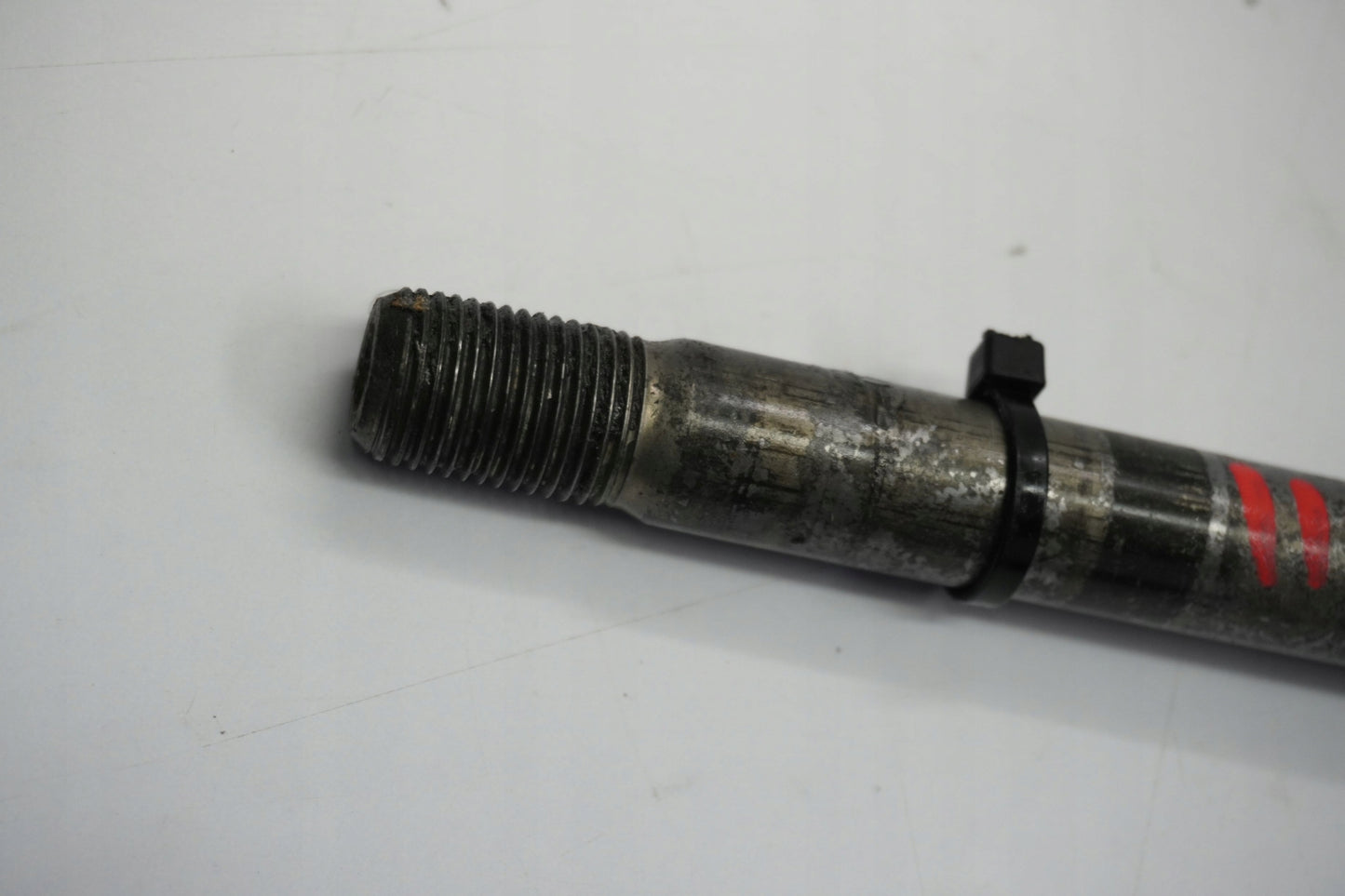 YAMAHA XT 660 Z TENERE 08-16 Vorderachse Achse vorne Radachse front axle 6