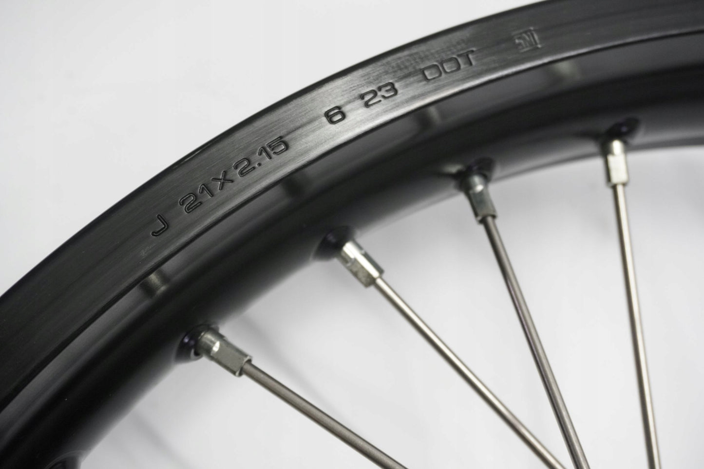 HONDA XL 750 TRANSALP 23- Felge vorne Wheel Vorderrad 10