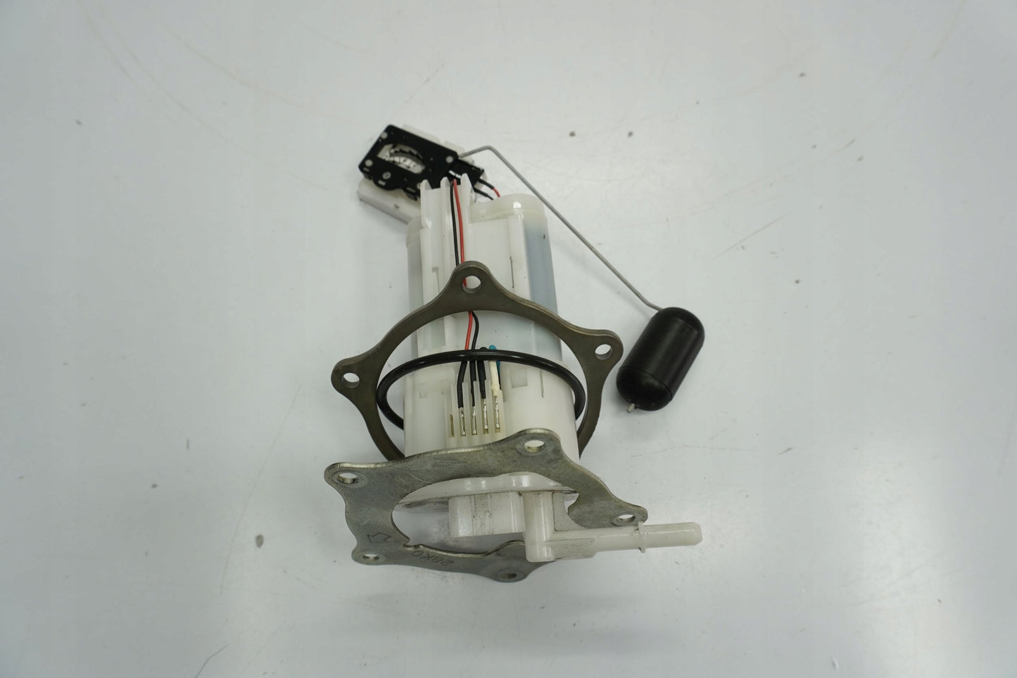 SUZUKI DL 650 V-STROM 19- Benzinpumpe Kraftstoffpumpe Fuel Pump 7