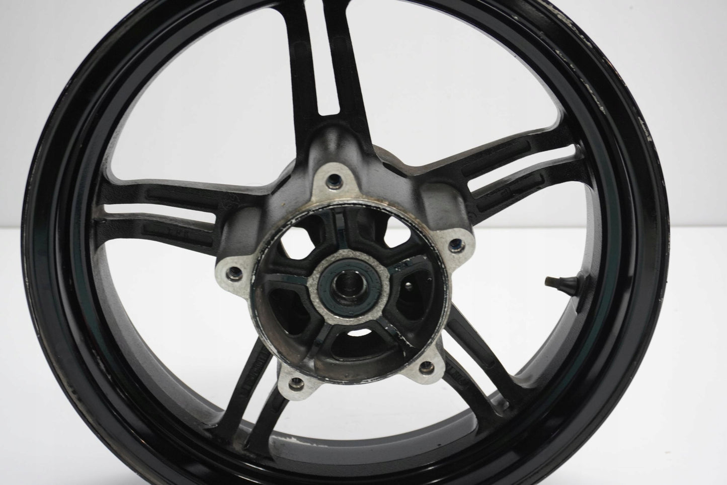 SUZUKI BURGMAN 650 13- Felge vorne Wheel Vorderrad 12