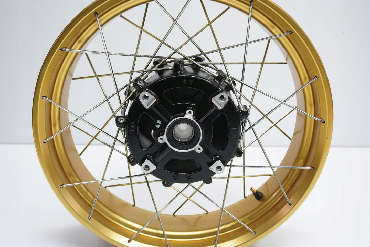 SUZUKI DL 1050 V-STROM 20- Felge hinten Wheel Hinterrad 10