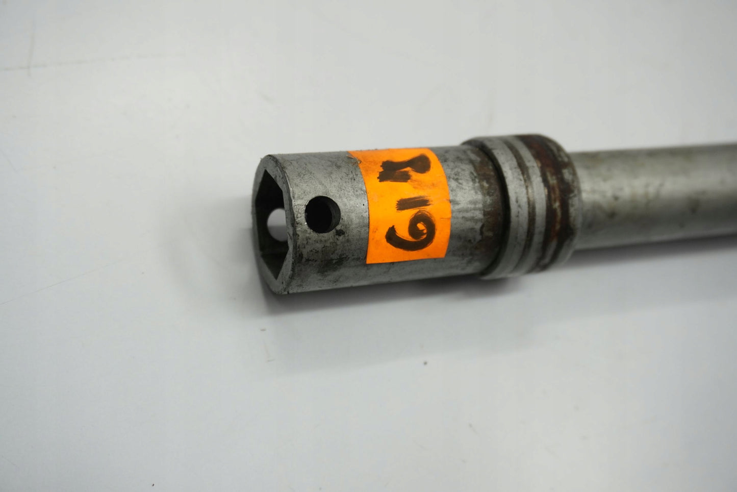 HONDA CRF 1000 L AFRICA TWIN 15-17 Vorderachse Achse vorne Radachse front axle 6