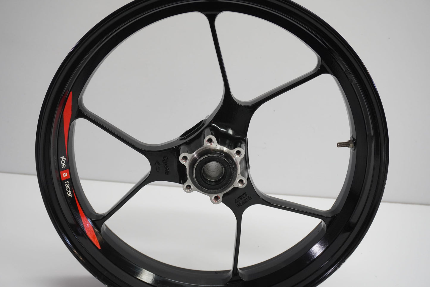 APRILIA SHIVER 900 17- Felge vorne Wheel Vorderrad 11