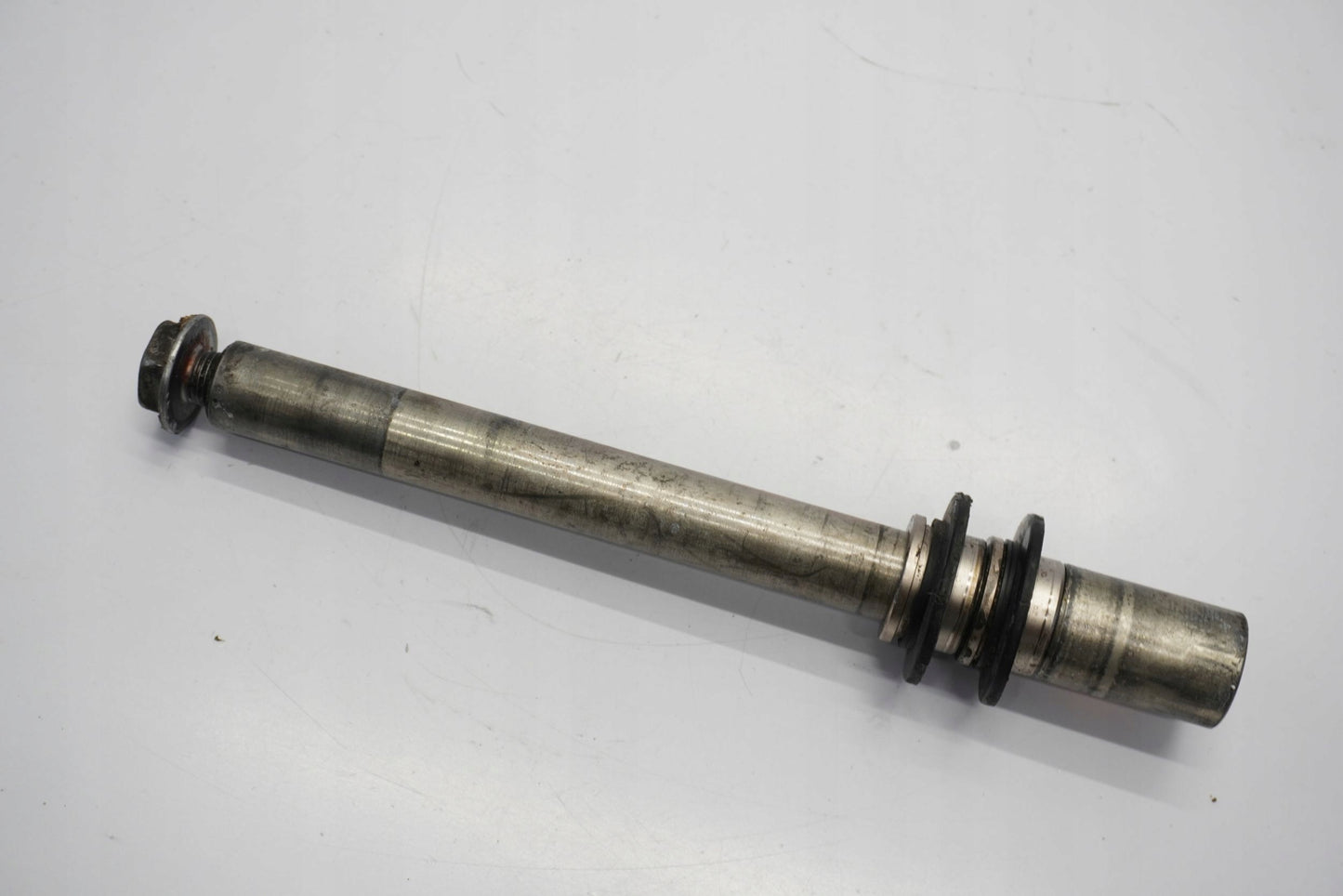 YAMAHA YZF-R1 RN19 07-08 Vorderachse Achse vorne Radachse front axle 8