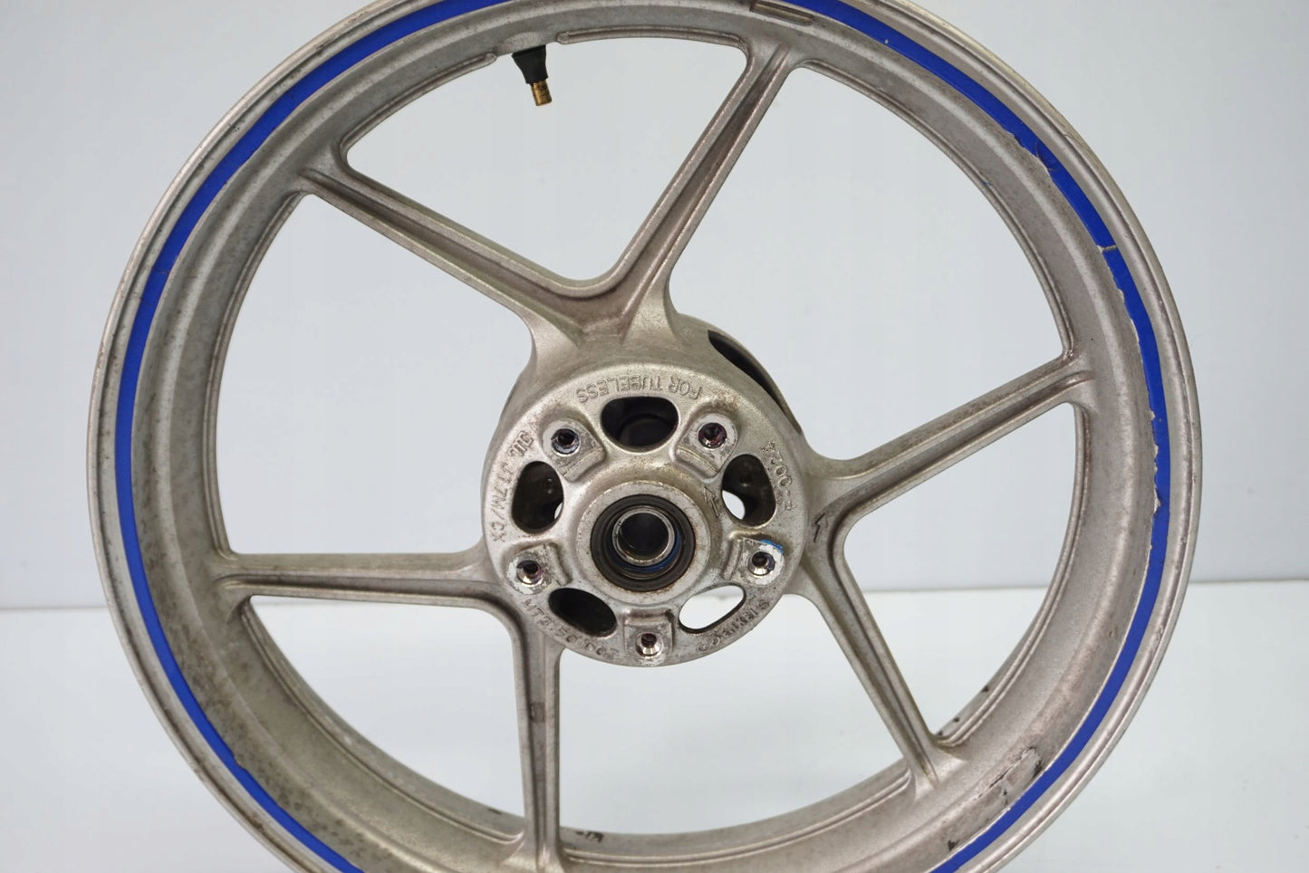 KAWASAKI VERSYS 650 07-09 Felge vorne Wheel Vorderrad 10