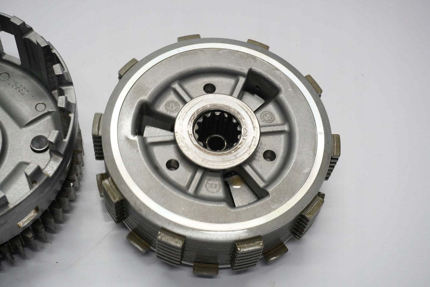 DUCATI MULTISTRADA V2 S 22- Kupplung Kupplungskorb Clutch 8