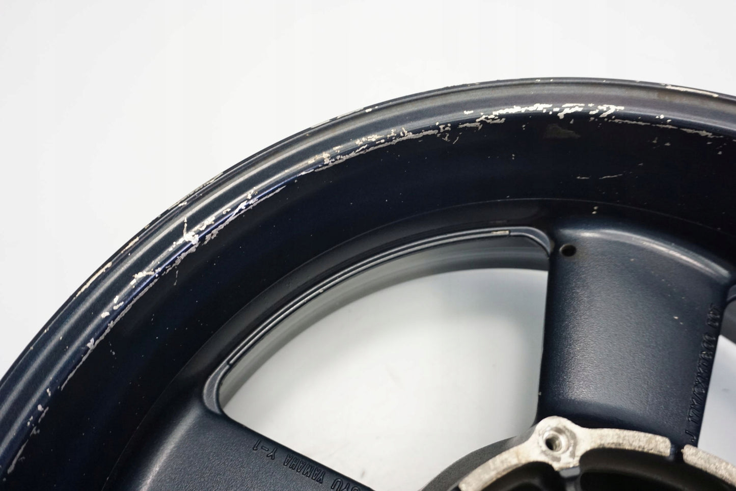 YAMAHA MT-01 1700 05-12 Felge hinten Wheel Hinterrad 12