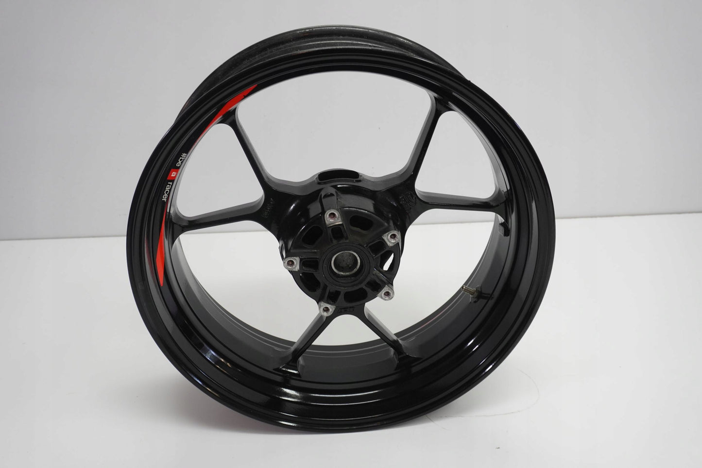 APRILIA SHIVER 900 17- Felge hinten Wheel Hinterrad 7