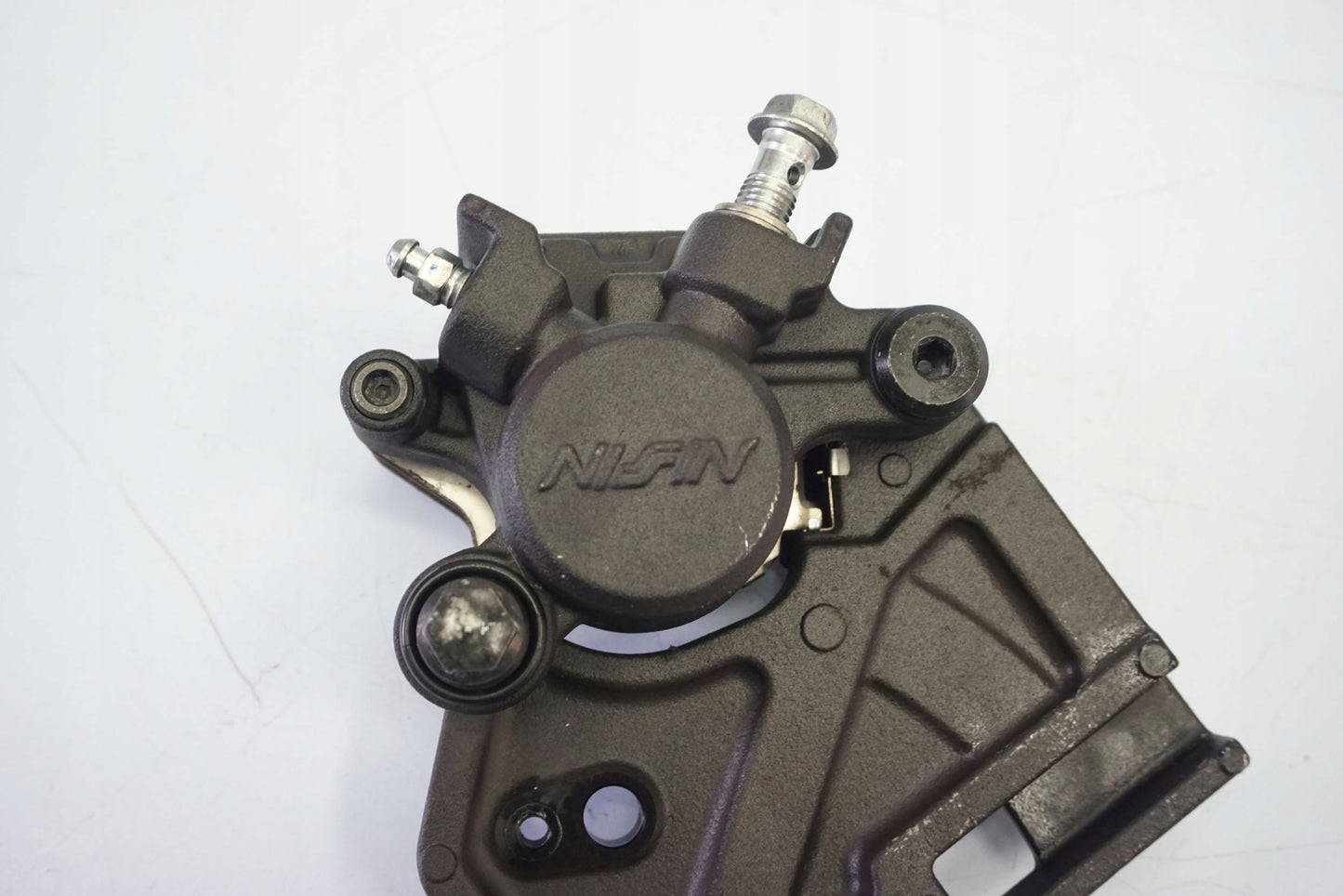 SUZUKI GSX-S 750 17-23 Bremse Bremssattel Bremszange hinten 7