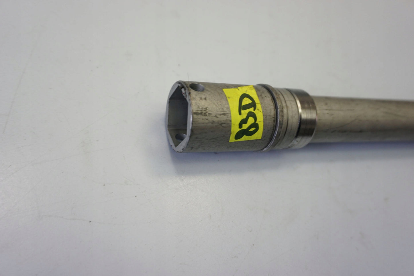 HONDA CB 1000 R SC80 Vorderachse Achse vorne Radachse front axle 6