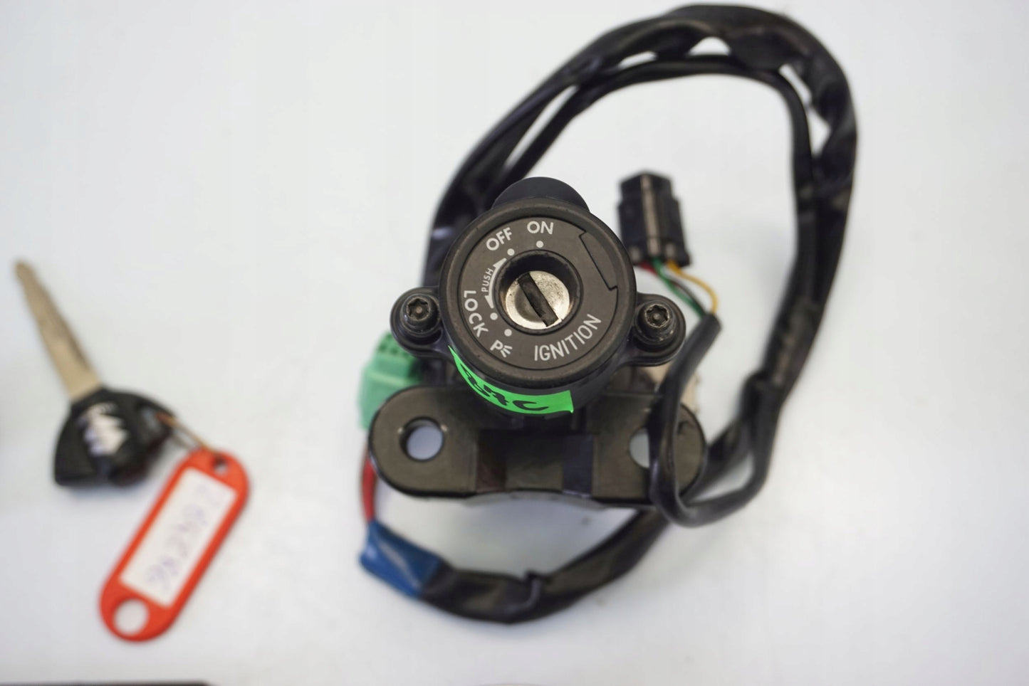 SUZUKI GSX-R 600 750 K8 K9 L0 Schlosssatz Zündschloss Lock Set 14