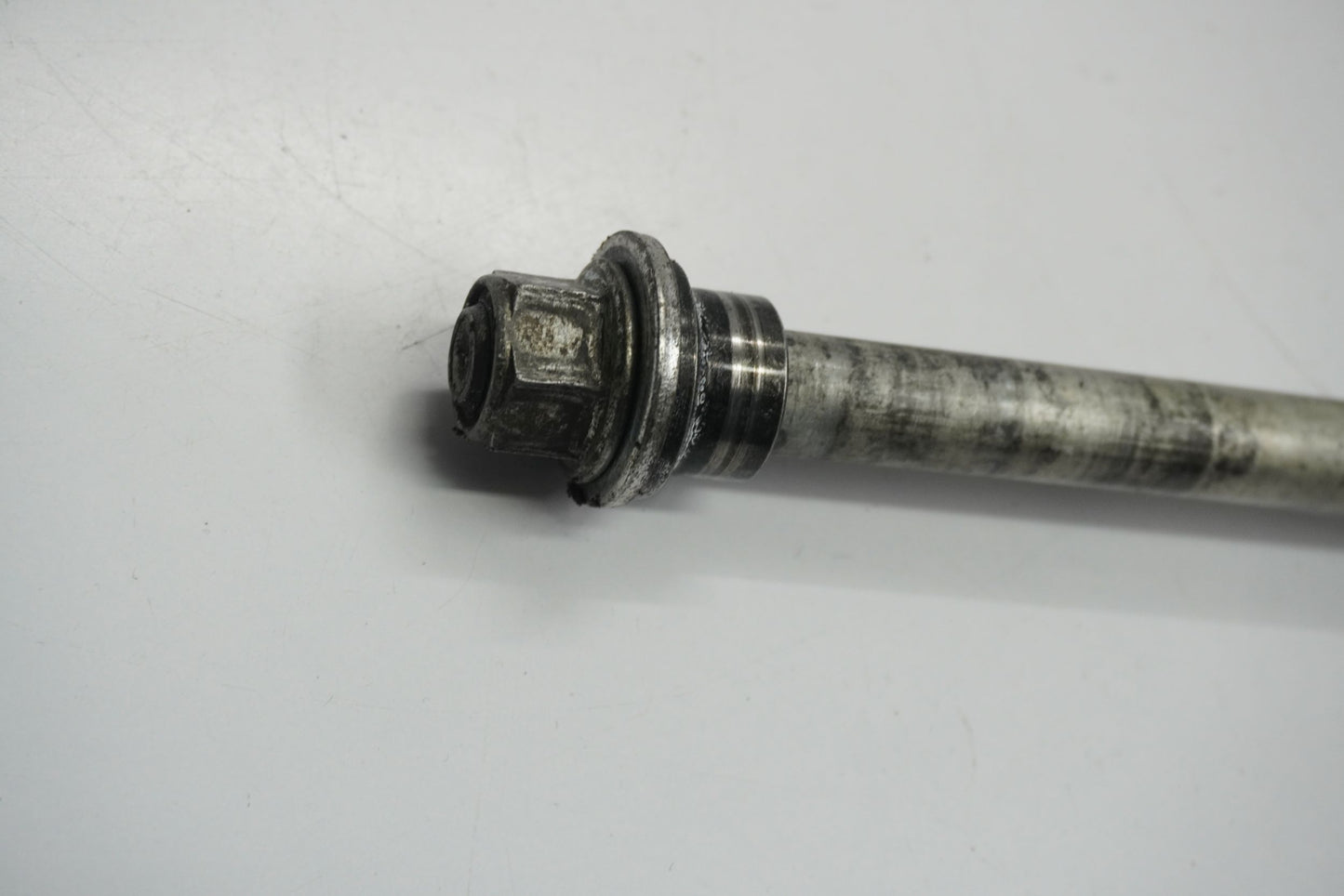 YAMAHA YZF-R 125 19-23 Hinterachse Achse hinten Radachse rear axle 6