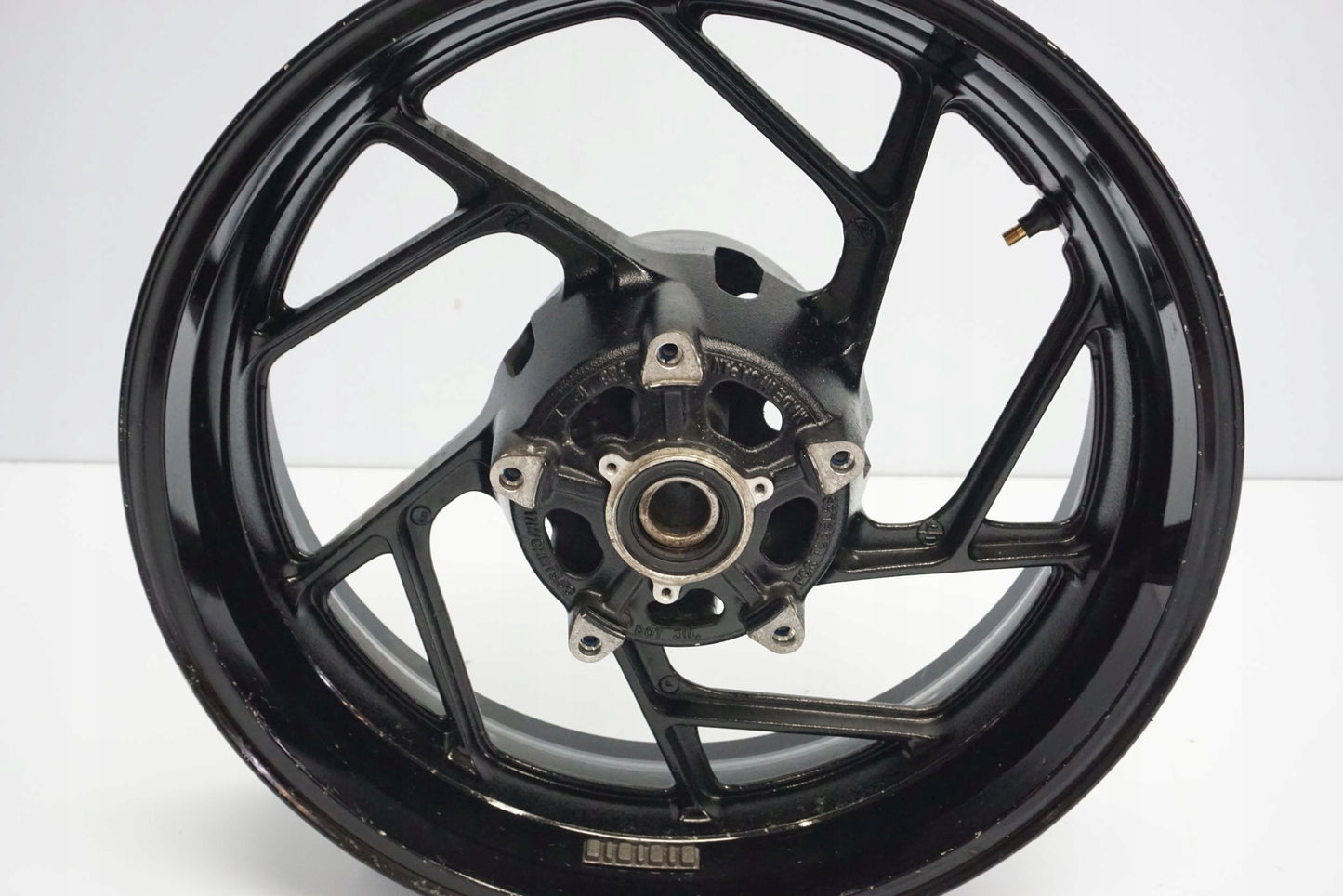 SUZUKI GSX-S 750 17-23 Felge hinten Wheel Hinterrad 9