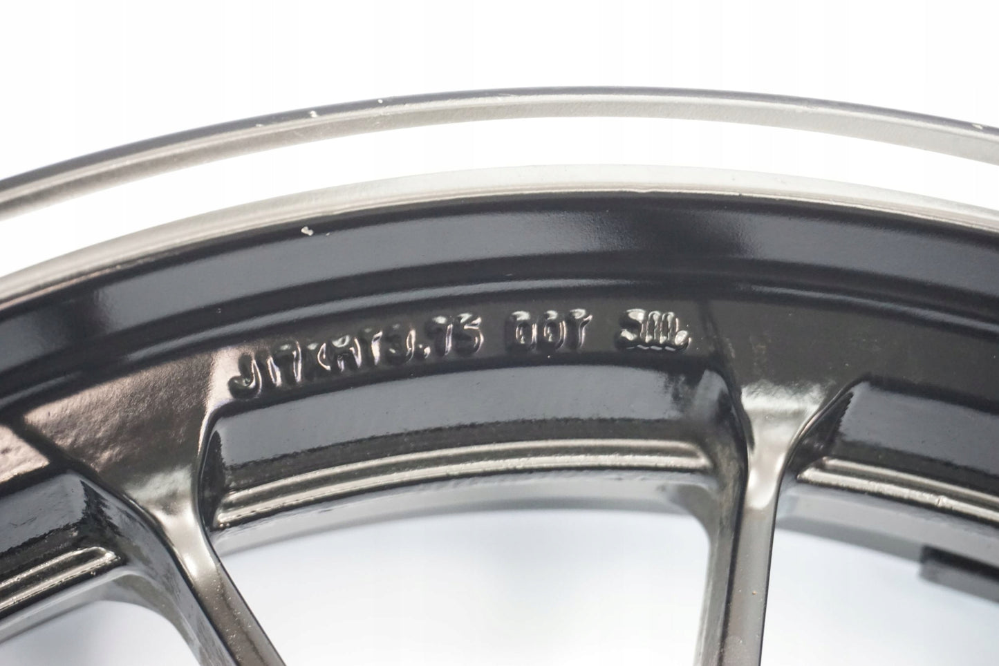 YAMAHA YZF-R 125 14-18 Felge hinten Wheel Hinterrad 10