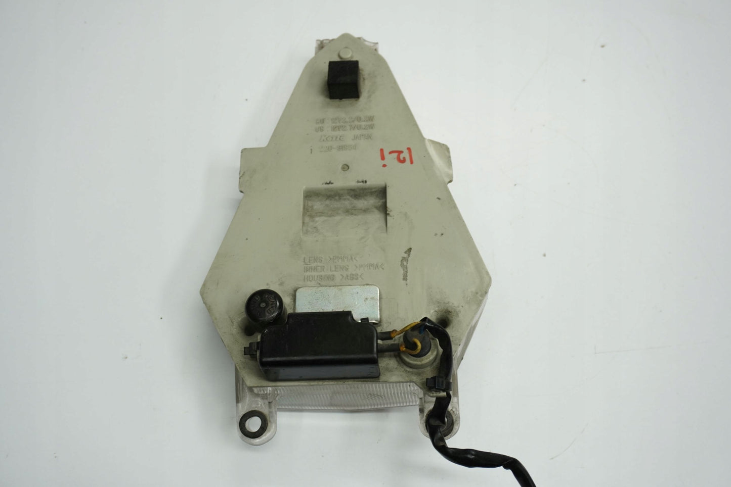 YAMAHA YZF-R6 RJ11 06-07 Rücklicht 7