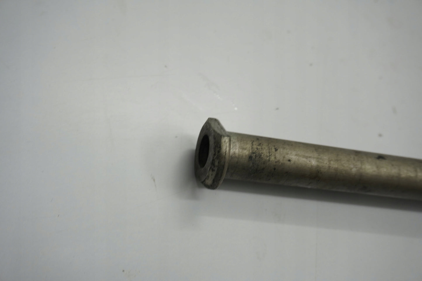 TRIUMPH STREET TRIPLE 675 07-12 Hinterachse Achse hinten Radachse rear axle 6