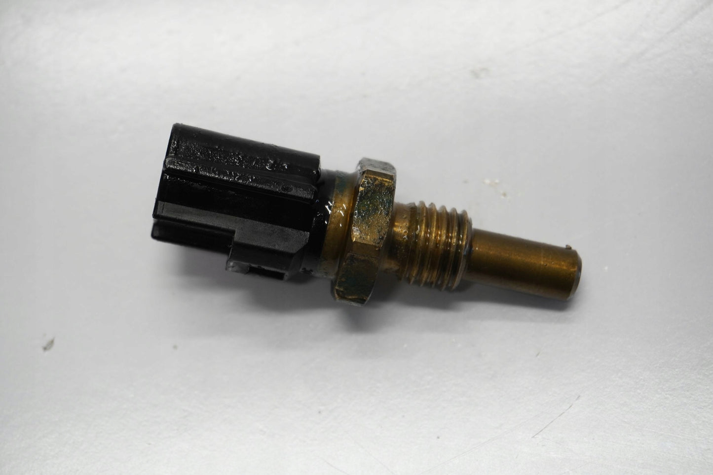 YAMAHA YZF-R6 RJ05 RJ09 03-05 Temperatursensor Thermostat Temperature sensor 3