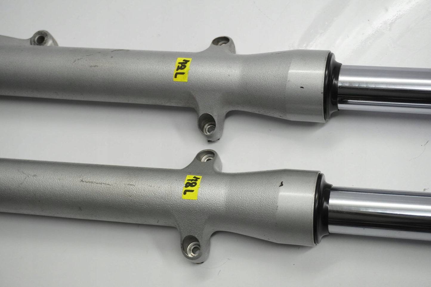 HONDA XL 125 V VARADERO 07-11 Gabel Gabelholme Fork 16
