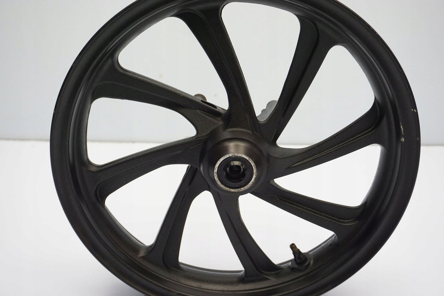 HONDA PCX 125 18- Felge vorne Wheel Vorderrad 11