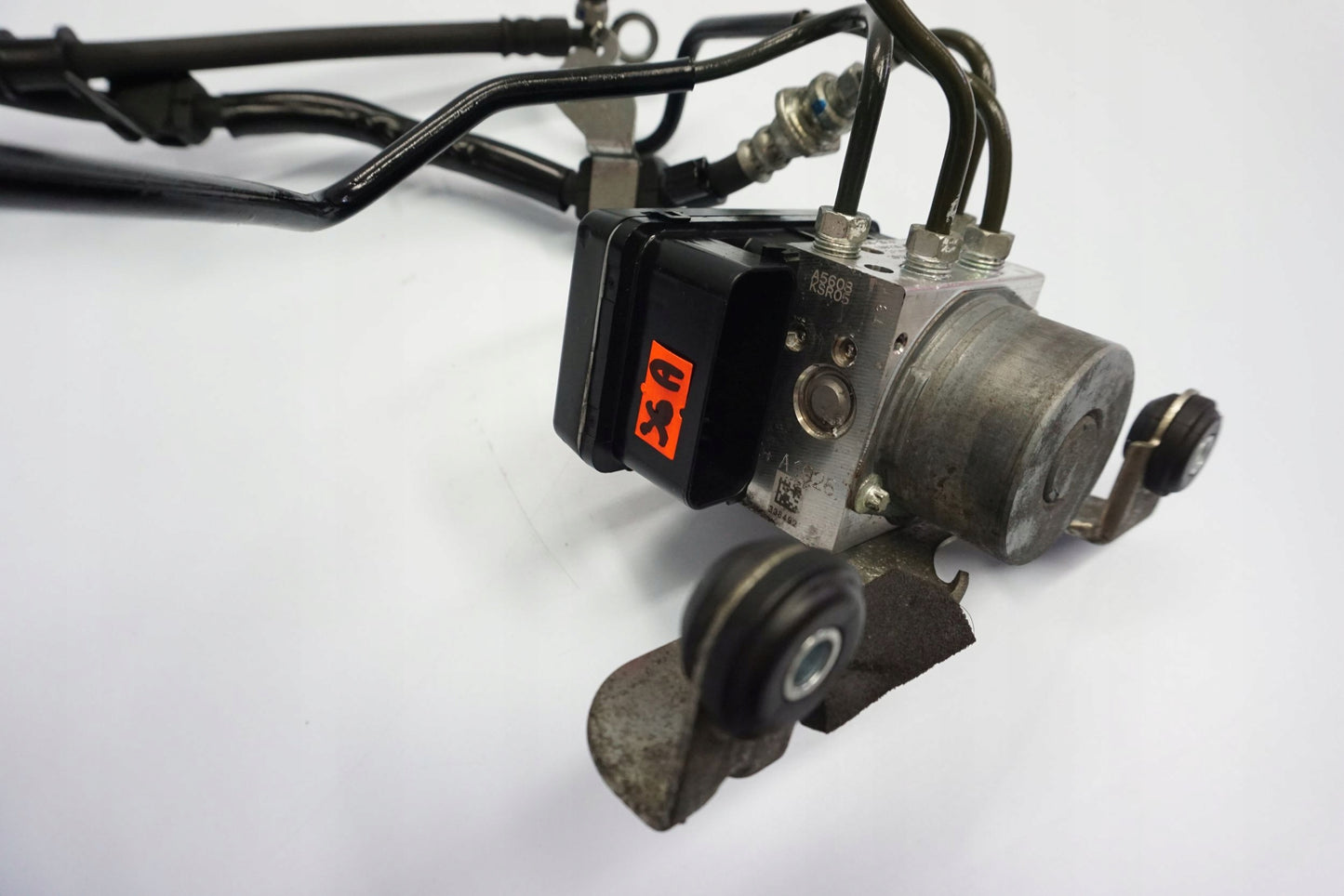 SUZUKI BURGMAN 650 13- ABS Pumpe Druckmodulator 9