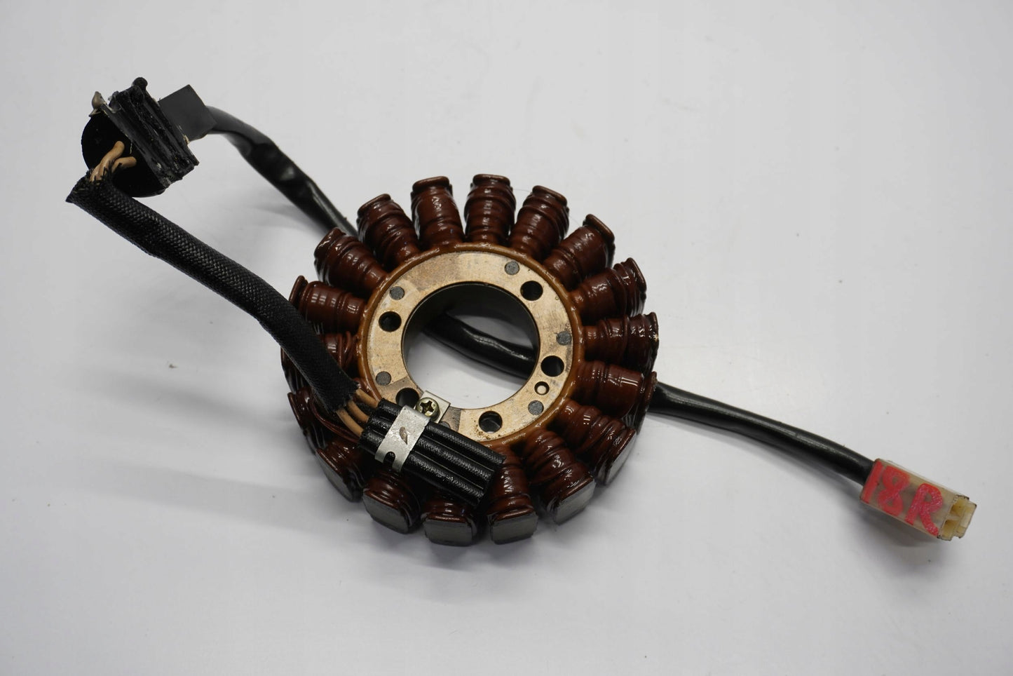 YAMAHA YZF-R6 RJ05 RJ09 03-05 Lichtmaschine Stator Generator Lima Alternator 7