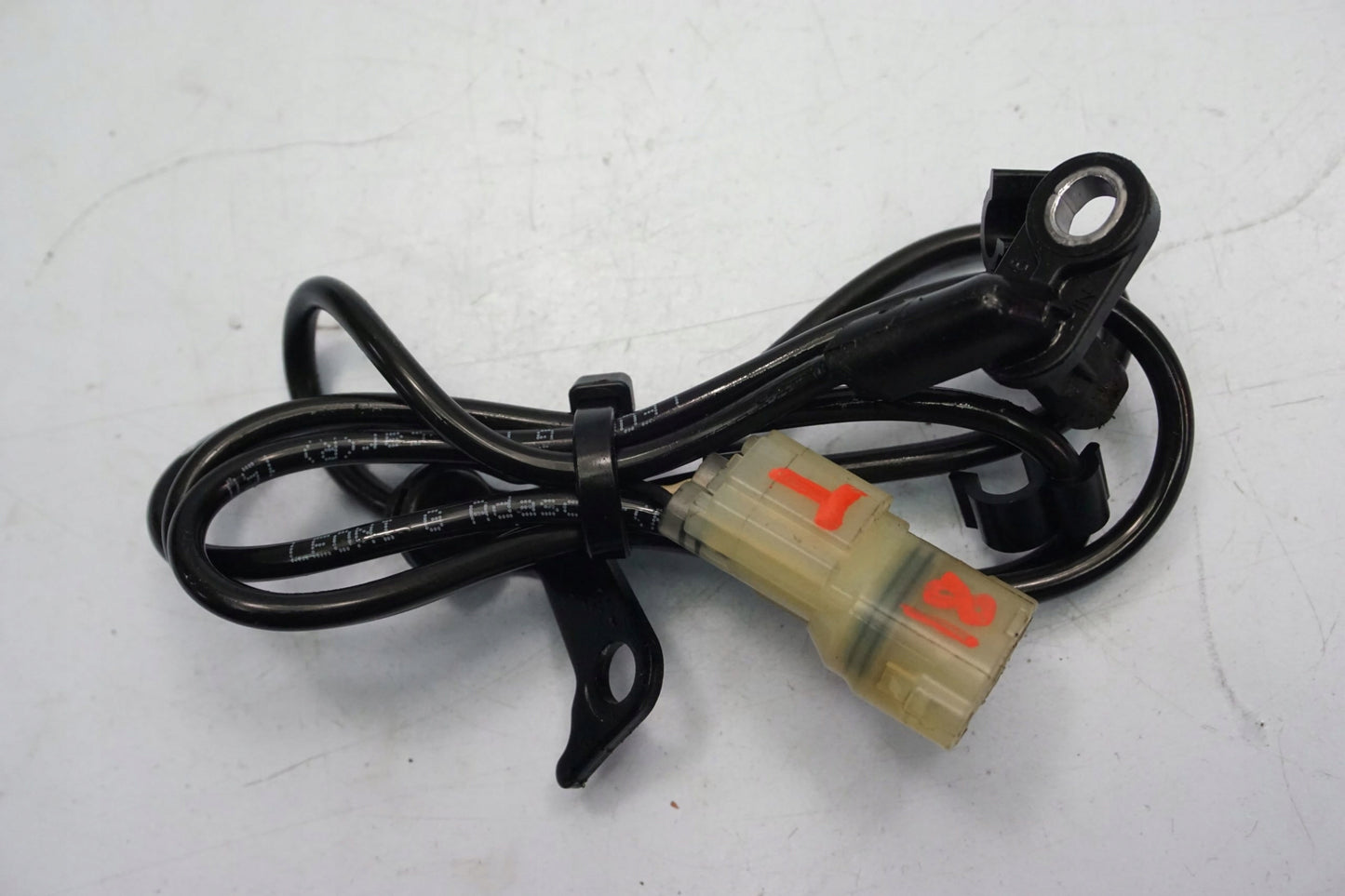 TRIUMPH TRIDENT 660 21- ABS Sensor hinten 6