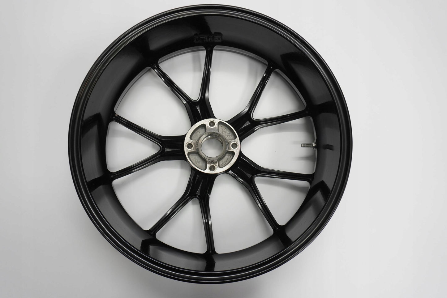 DUCATI 848 08–13 Felge hinten Wheel Hinterrad 10