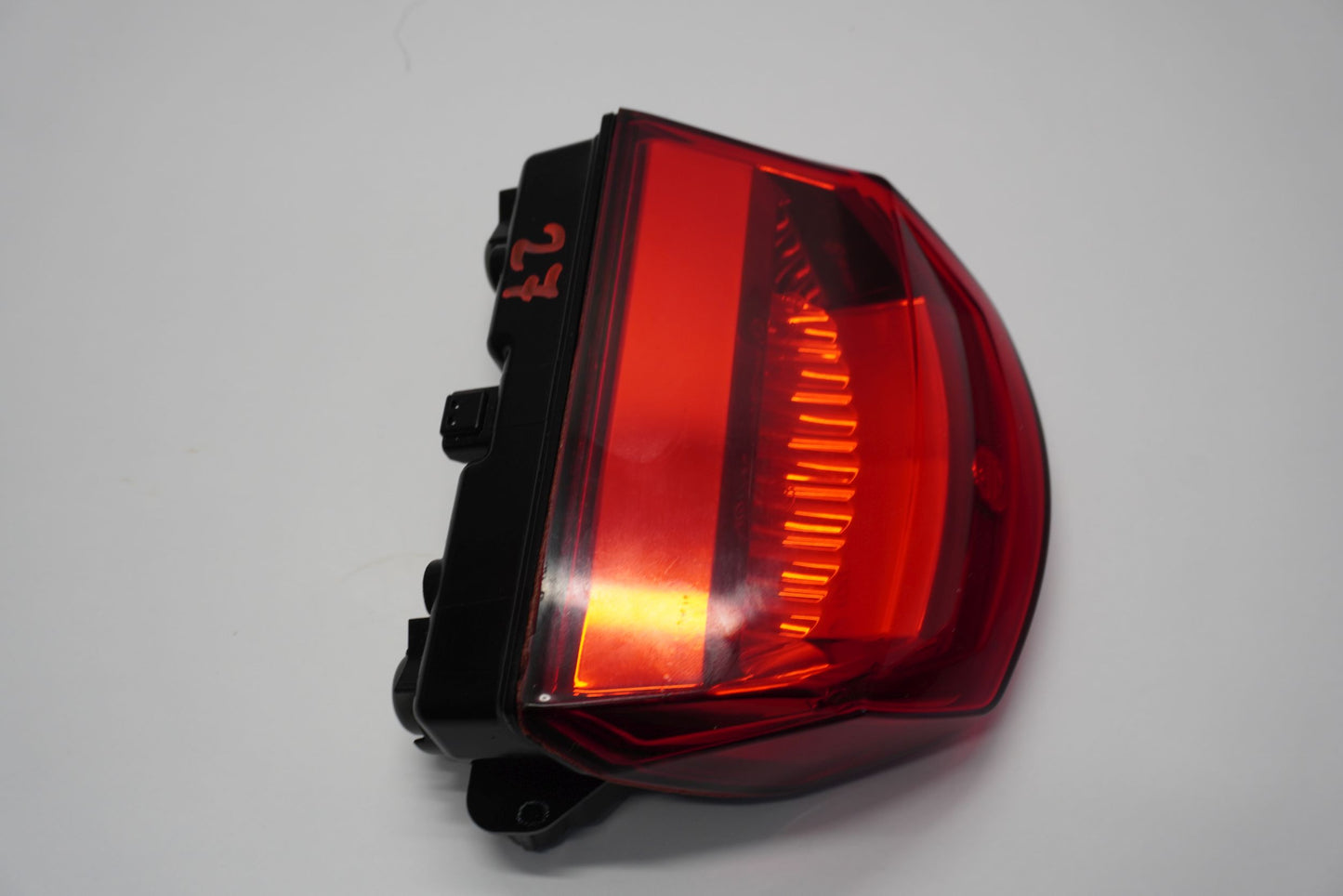 HARLEY DAVIDSON PAN AMERICA 1250 Rücklicht 12