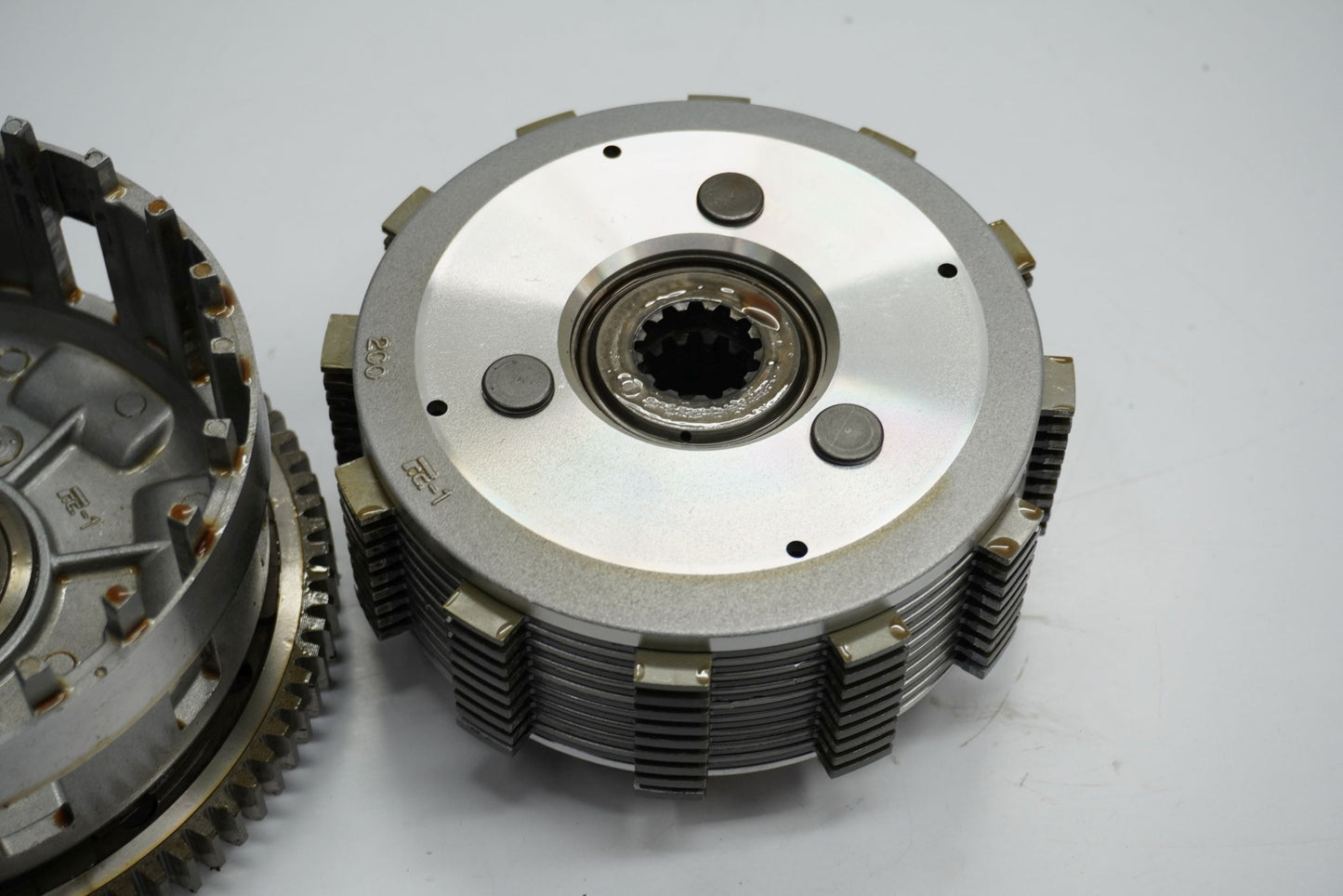 YAMAHA YZF-R6 RJ11 06-07 Kupplung Kupplungskorb Clutch 9